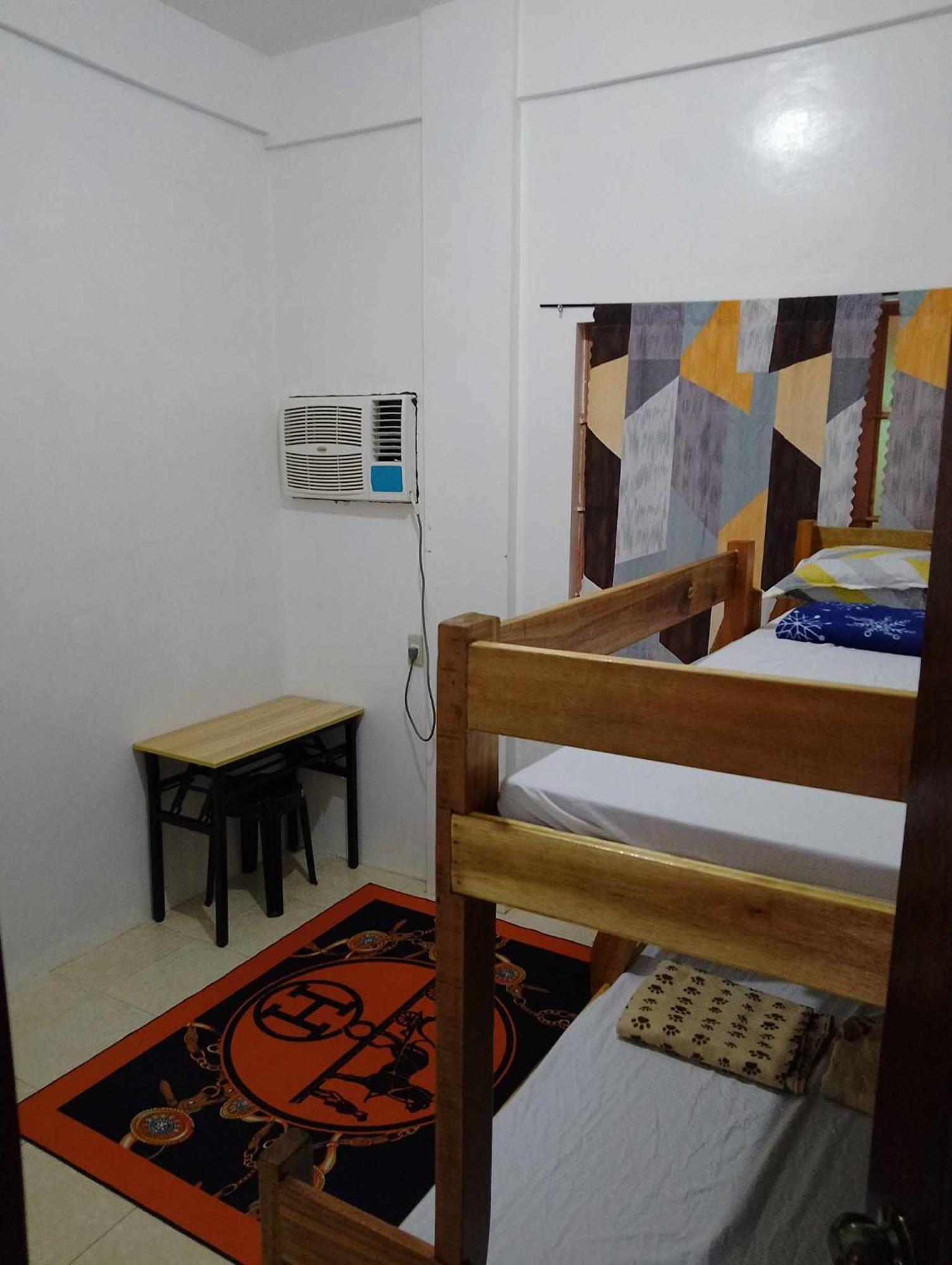 Апартаменти Estrelle Orange House - Backpackers Hub Puerto Princesa Екстер'єр фото
