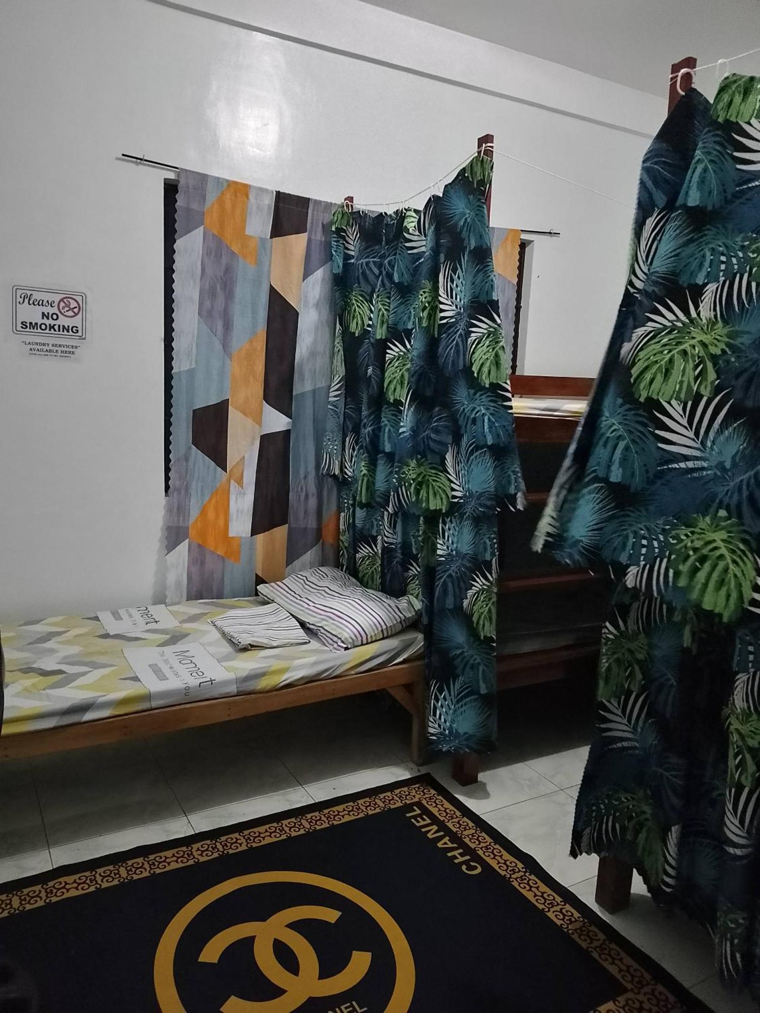 Апартаменти Estrelle Orange House - Backpackers Hub Puerto Princesa Екстер'єр фото